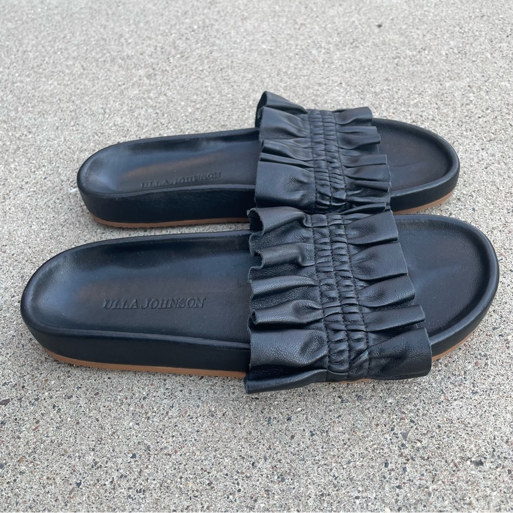 💙Ulla Johnson Rex Ruffle Black Leather Sandal - Picture 2 of 6
